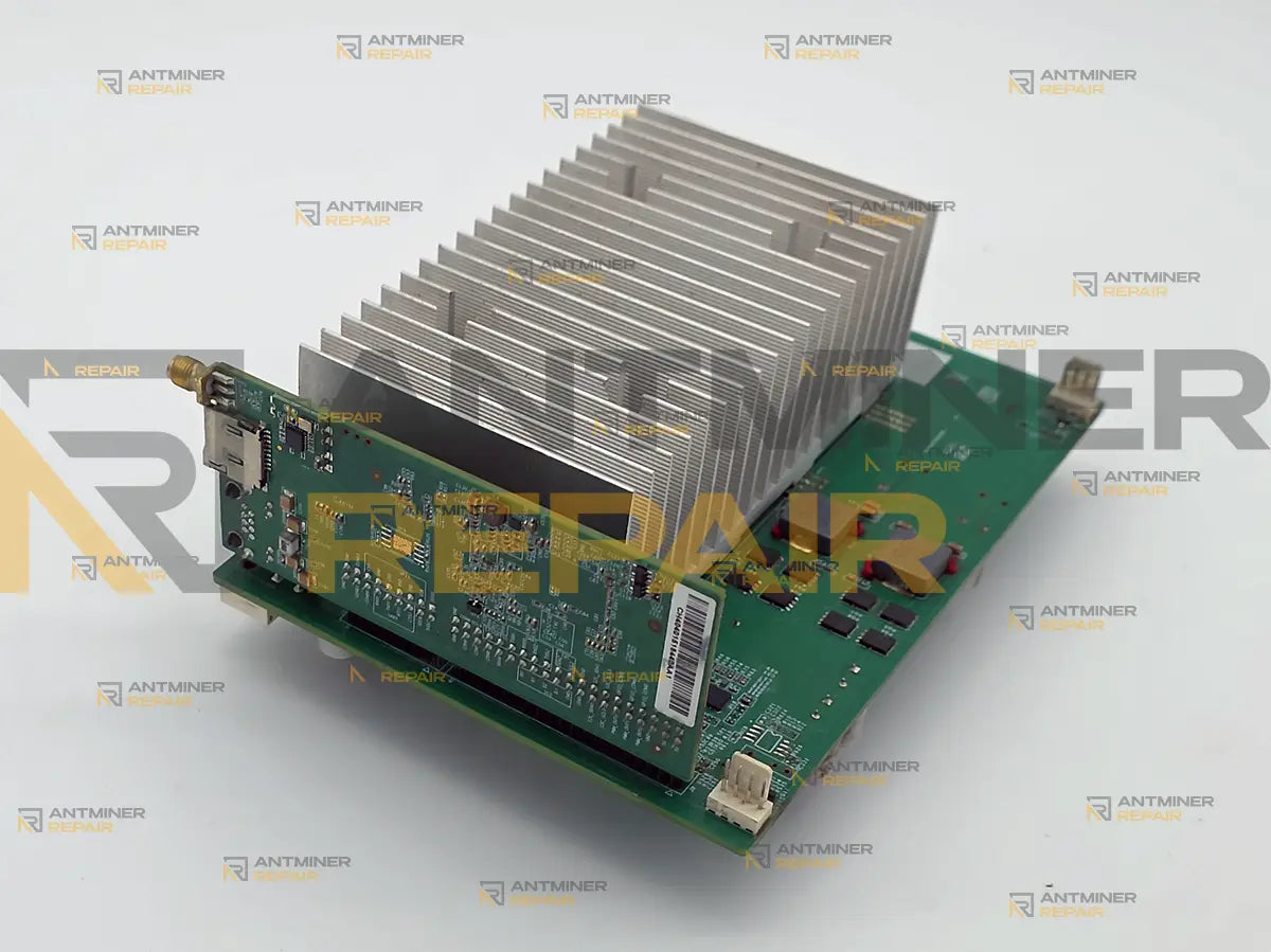 Goldshell SC-BOX heatsink assembly with the board serial label visible alongside the fins