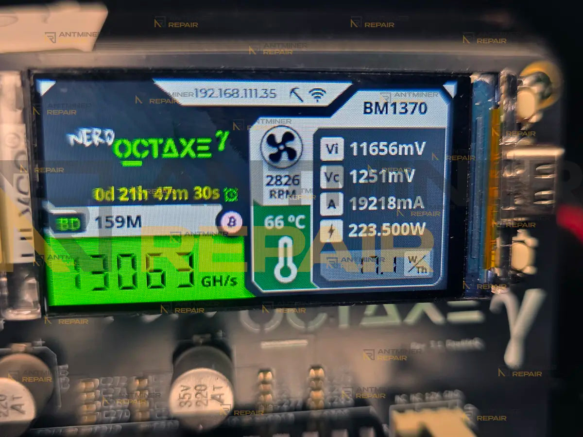 NerdOCTAXE Gamma 12Th display showing hashrate and temperature after repair